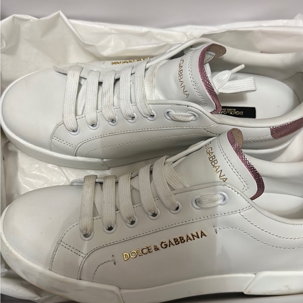 Dolce & Gabbana Sneakers!